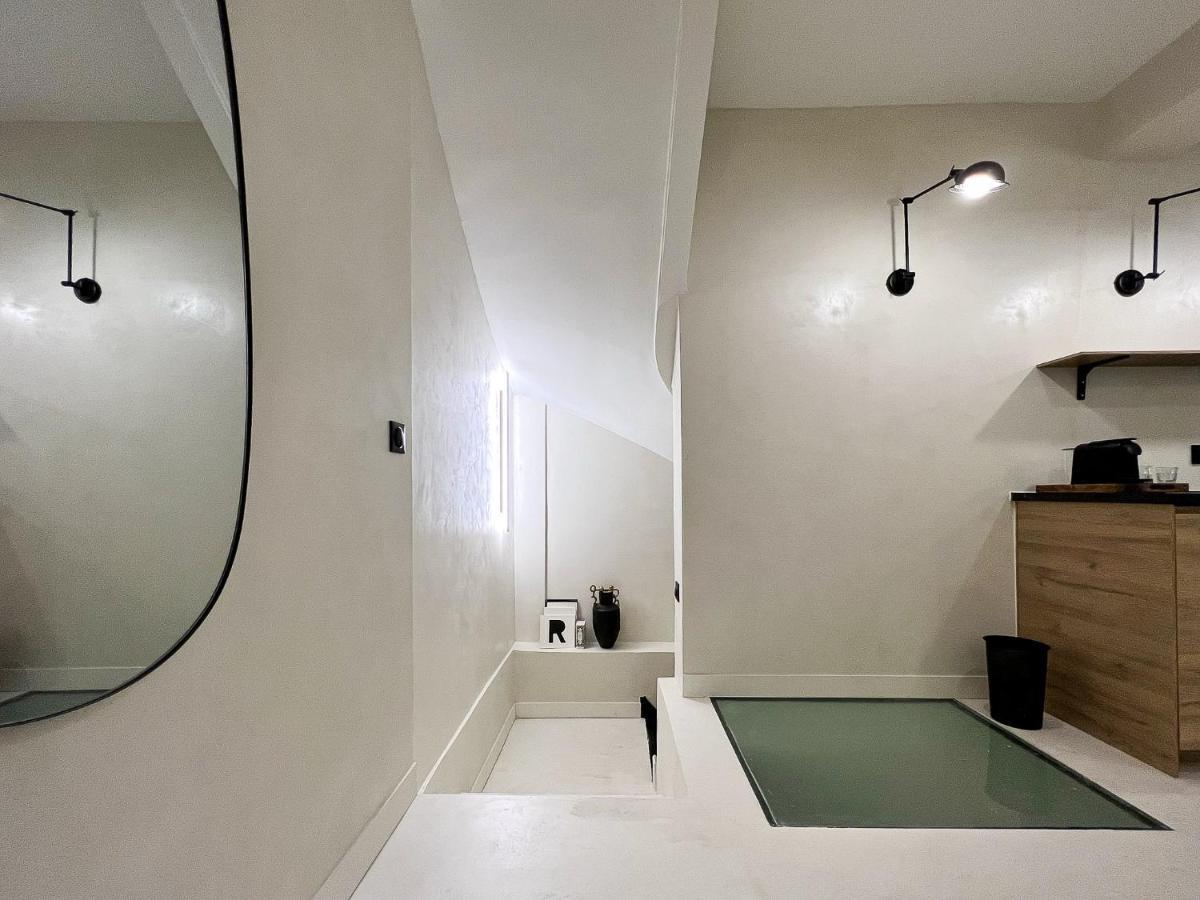 Superb Apartment Palais Royal Louvre Museum Free Netflix Paris Luaran gambar