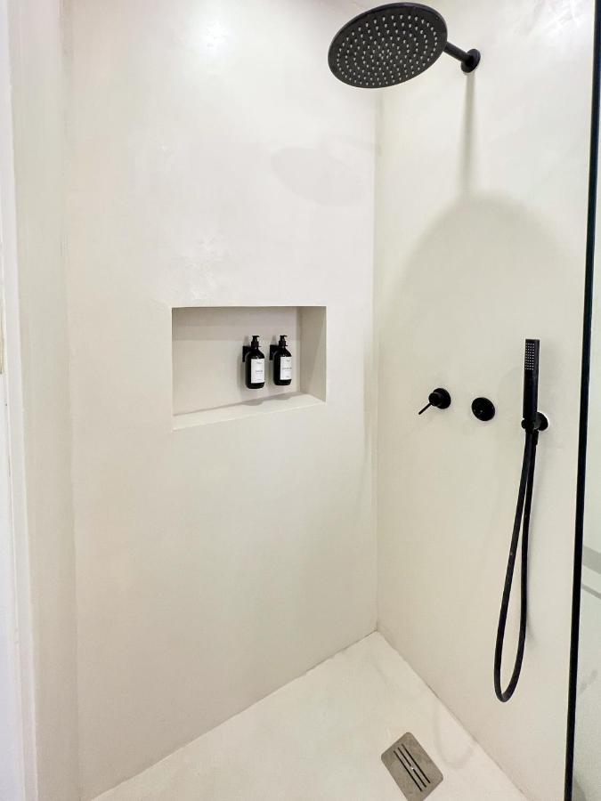 Superb Apartment Palais Royal Louvre Museum Free Netflix Paris Luaran gambar
