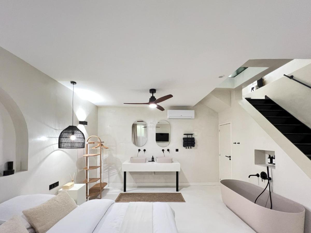 Superb Apartment Palais Royal Louvre Museum Free Netflix Paris Luaran gambar